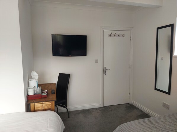 Room amenity - Room-family Room With Private Bathroom (Edgware)