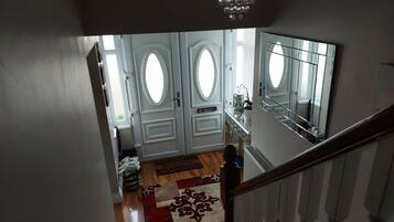 Room, 1 Bedroom | Interior