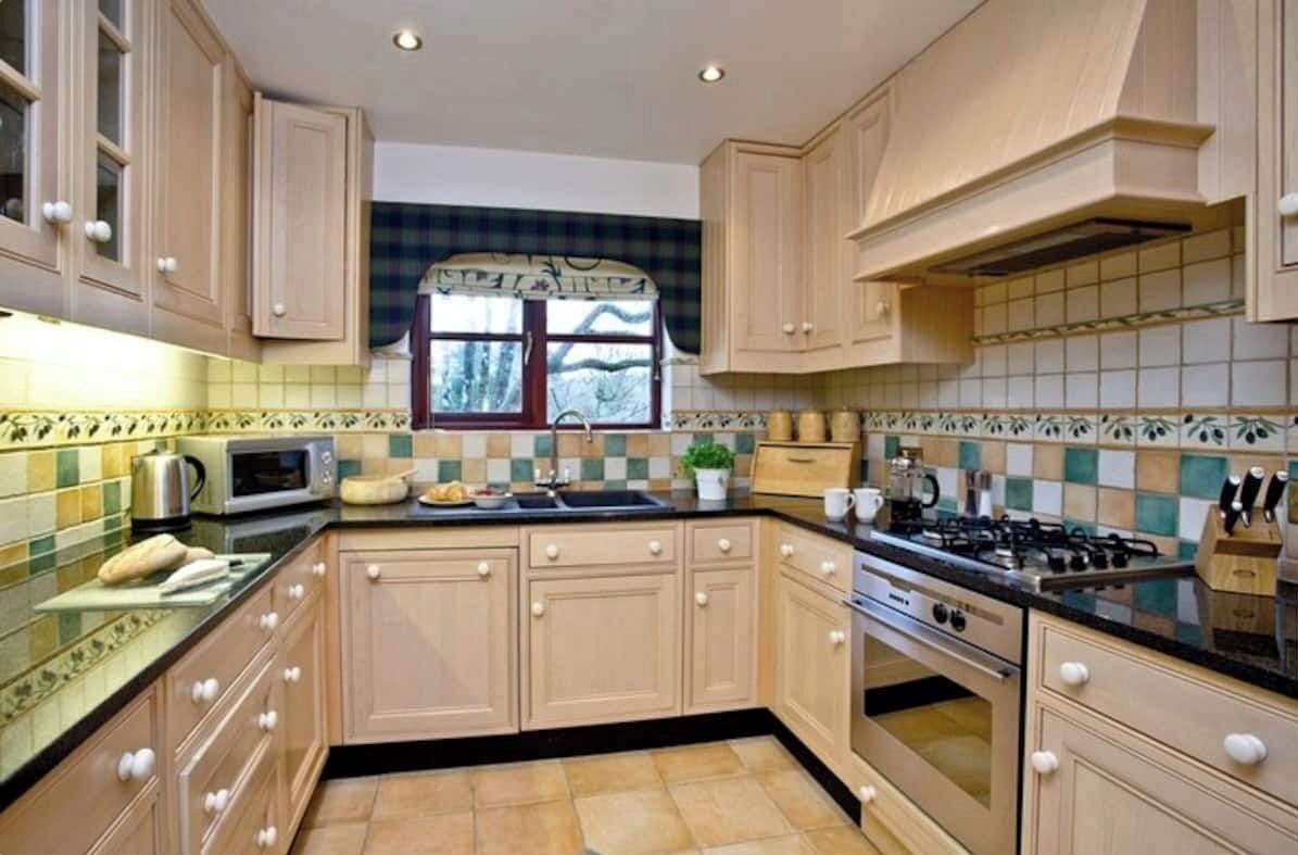 Refrigerador, horno, parrilla de estufa y lavavajillas 