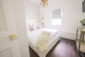 2 chambres, bureau, fer et planche à repasser, Wi-Fi gratuit