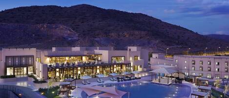 Außenpool, Liegestühle