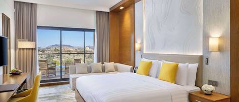 Deluxe Room | Premium bedding, memory foam beds, minibar, in-room safe