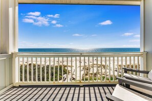 Property grounds - CJ's Beach Front 6 BR Heated Pool Private Home (St. George Island)
