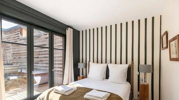 1 habitación, wifi y ropa de cama