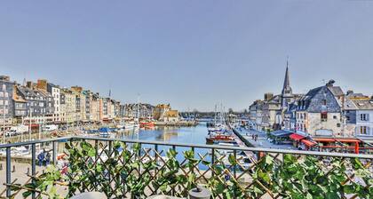 Le balcon du port: studio romantique avec vue sur mer