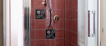 Camera con Cucina e Piscina in Centro Storico