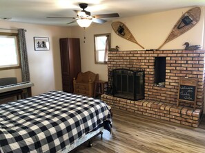 3 chambres, fer et planche à repasser, Wi-Fi, literie fournie