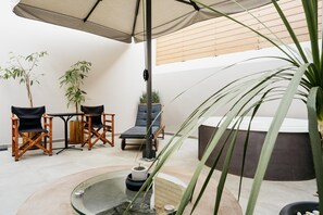 Dobbeltrom – superior (Outdoor Hot Tub) | Balkong
