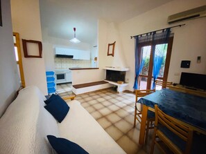 Appartement, 2 chambres | Coin séjour