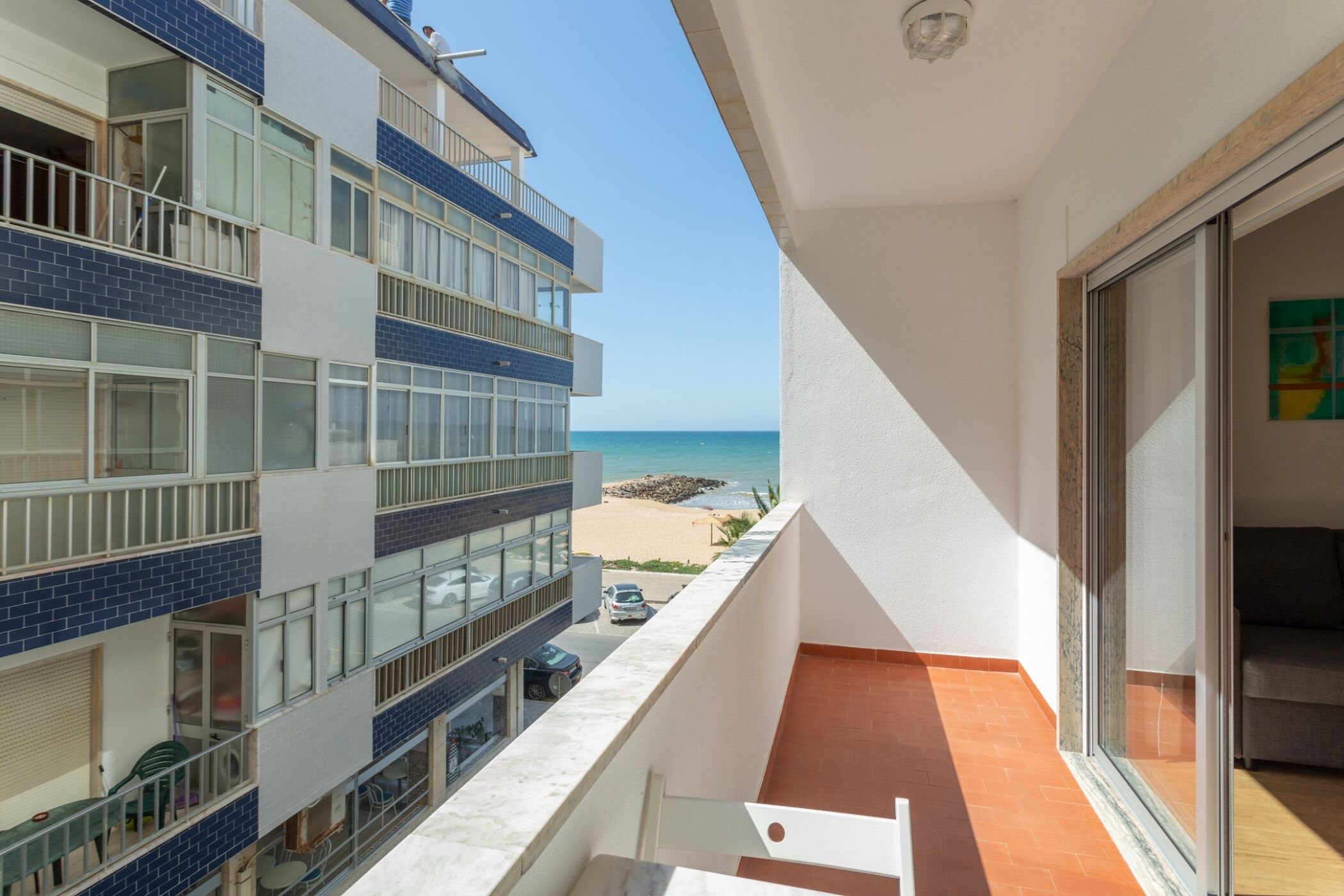 Beautiful Renovated 1bdr Beachfront