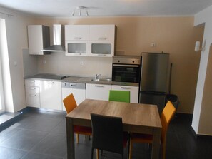 Private kitchen - Apartments Pavelic (Novi Vinodolski)