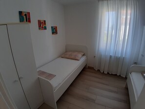 1 chambre, fer et planche Ă repasser, Wi-Fi gratuit