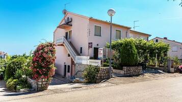 Kiến trúc tòa nhà