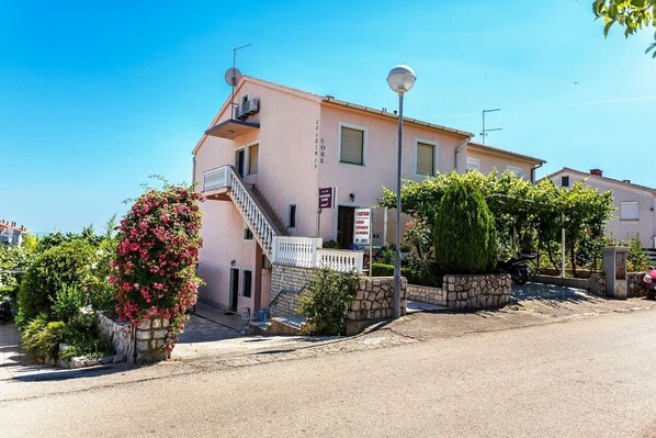 Building design - Apartments and Room Ivanka Petar (Krk)