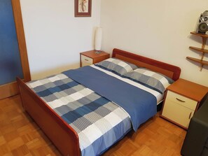 Studio (A1) | Ruang keluarga | Pemutar DVD