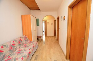 Hallway - Apartment Anica (Cres)