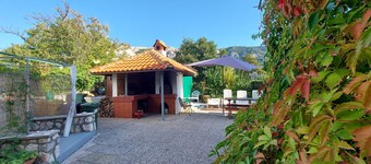 อพาร์ตเมนต์ แฟม โทมาซิช  