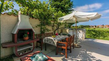 Grill-/Picknickplatz