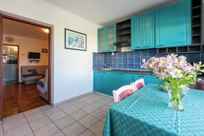 Apartment (A2) | Eigene Küche