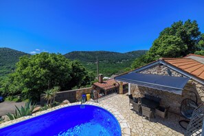 Outdoor pool - Villa Romantic (Vinodol)