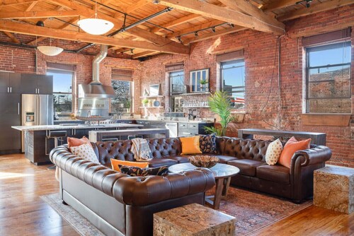 ⚽World Cup 2026 Luxury Industrial Loft