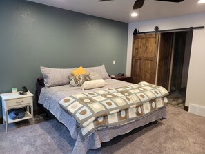4 bedrooms, iron/ironing board, travel cot, WiFi
