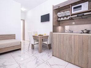 Free WiFi, bed sheets - Anthoula Village (Hersonissos)