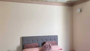 1 camera, Wi-Fi gratuito, lenzuola