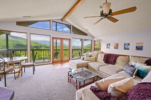 Smart TV, chimenea y videojuegos 