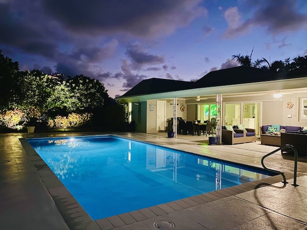 Outdoor pool, a heated pool