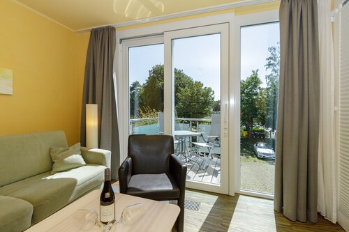 Strandleben pur, weniger als 100m zum Strand