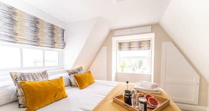 King Street Penthouse - 2 Bed - Parking - Town Centre