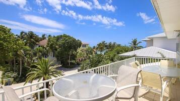 Huis (Sandy Seas Villa) | Balkon