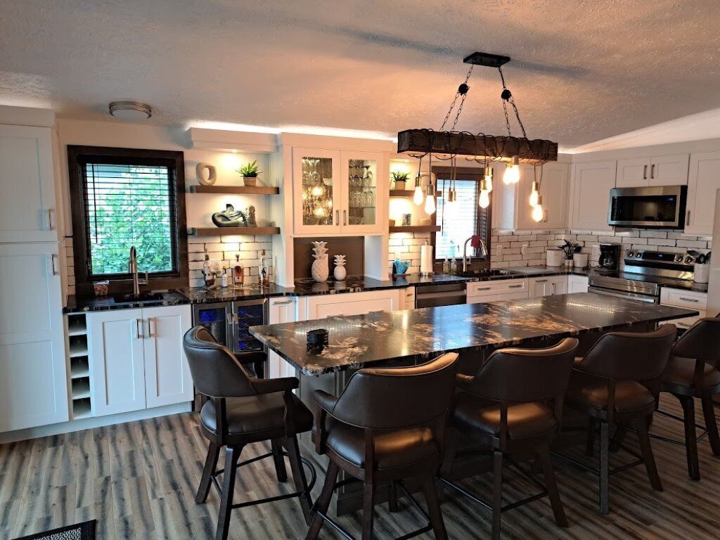 Fishing/Boating paradise within walking distance to downtown Fremont! Unit A 