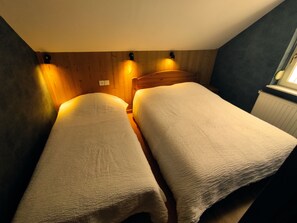 2 Schlafzimmer, Bügeleisen/Bügelbrett, Reisekinderbett, kostenloses WLAN