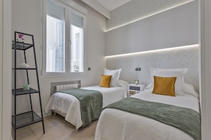 2 chambres, fer et planche Ă repasser, Wi-Fi, draps fournis