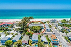 Unclassified image, 4 of 36, button