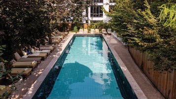 Außenpool, geöffnet von 07:00 Uhr bis 21:00 Uhr, Cabañas (kostenlos)