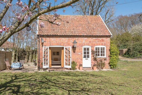 Exterior - The Coach House Eyke Air Manage Suffolk (Woodbridge)
