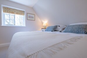 1 Schlafzimmer, laptopgeeigneter Arbeitsplatz, Bettwäsche
