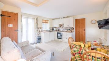 TV dan peralatan stereo