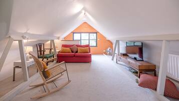 TV, perapian, Netflix, dan layanan streaming