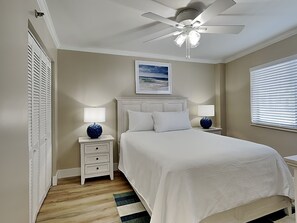 3 bedrooms, iron/ironing board, WiFi, bed sheets - Mainsail #225 | Gulf Views, Seasonal Beach Service (Miramar Beach)