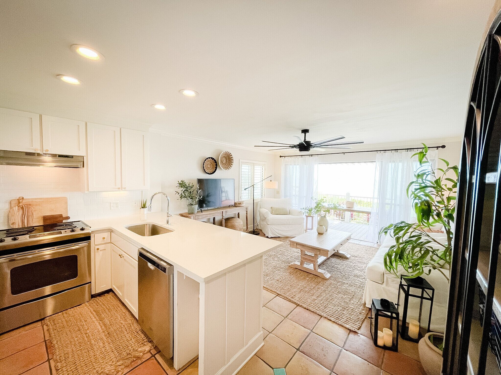 Directly on the beach! Your 30A getaway!