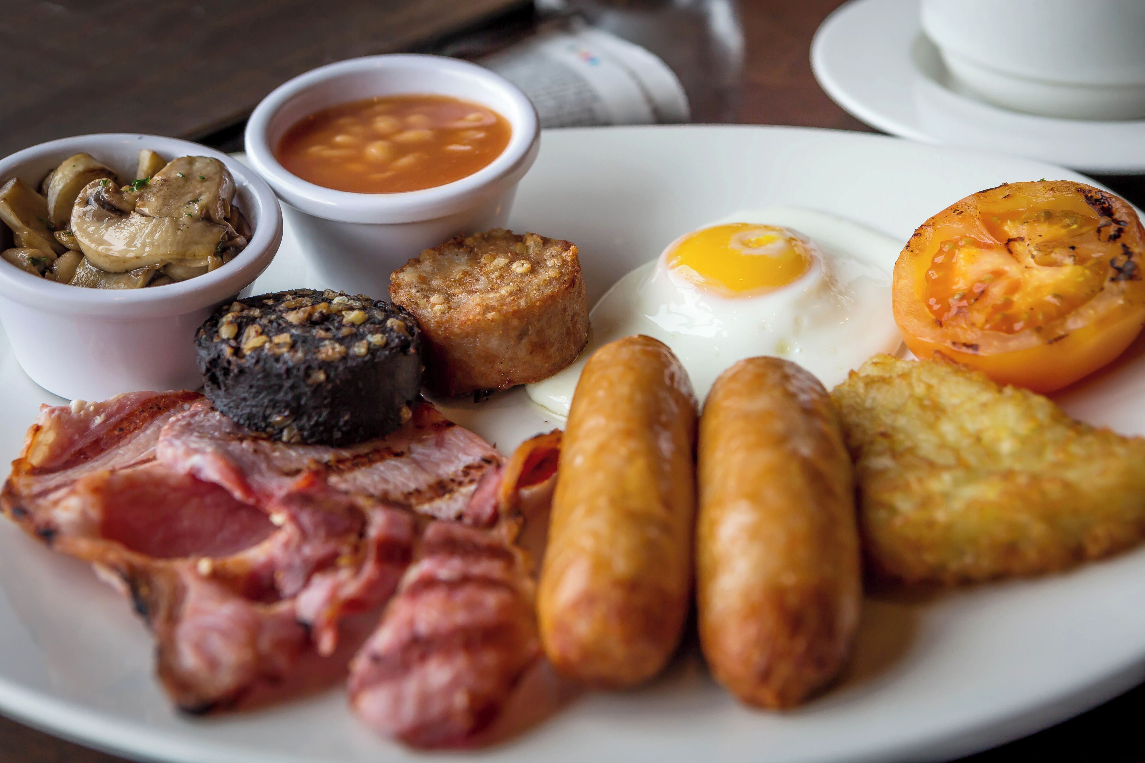 daily full breakfast (eur 17 per person)
