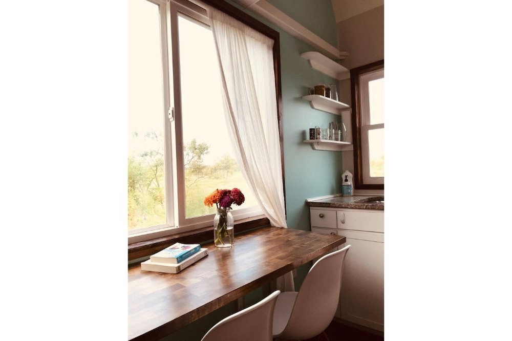 Grinnell Heritage Tiny House - On Organic Farm
