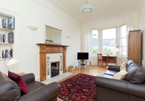 TV, fireplace, DVD player - Mardale Crescent [380] is a Spacious top floor apartment in green Merchiston area (Edinburgh)