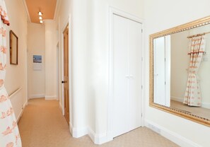 Interior - Mardale Crescent [380] is a Spacious top floor apartment in green Merchiston area (Edinburgh)