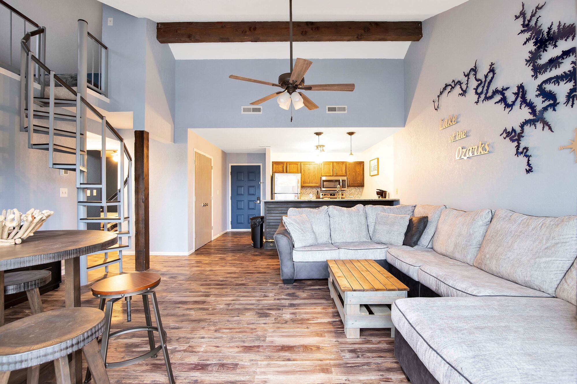 Completely Remodeled~Lake Front Condo~ Amazing Views~ Sleeps 8~New to Site