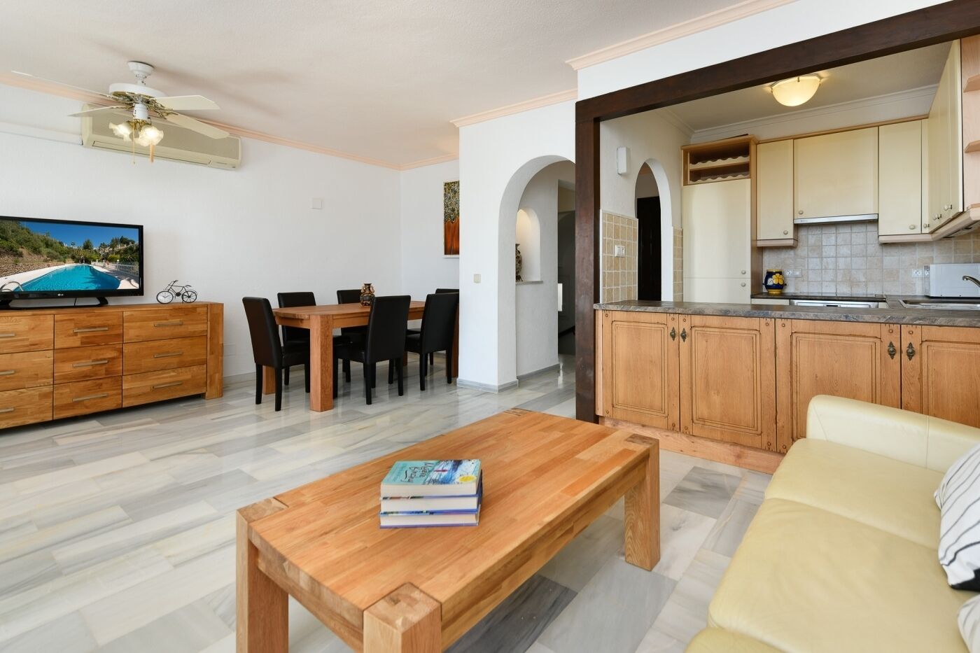 Calahonda Townhouse by GHR Rentals